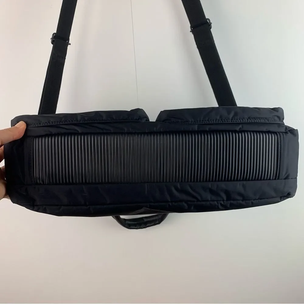 VAIO Sony black nylon shoulder crossbody messenger laptop bag briefcase